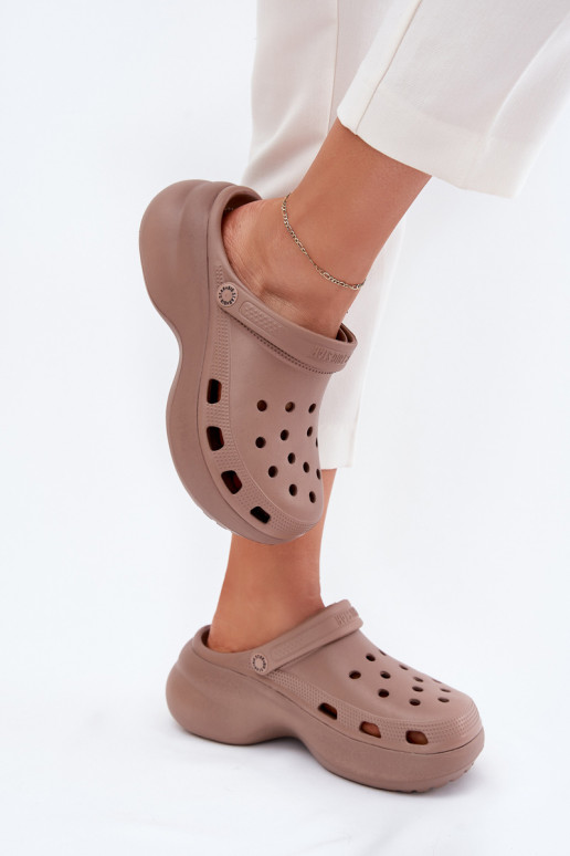 Kerged rannaplätud naiste plätud Sellel onssiivsel tallal Big Star RR274A121 beeži värvi