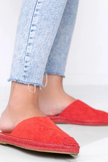 Punased suletud sandaalid,...