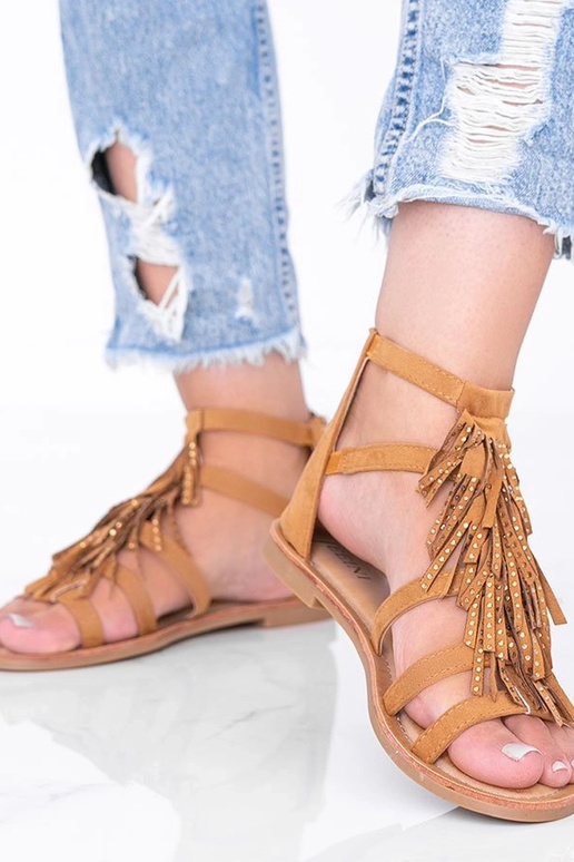 Kerged pruunid sandaalid, puhviga,...