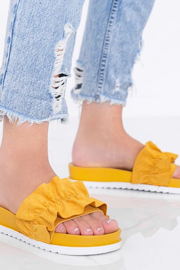 Sinise värvi sandaalid... 2