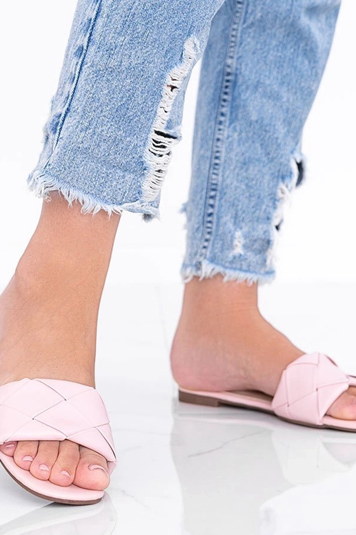 Roosad sandaalid punutud pealmise...