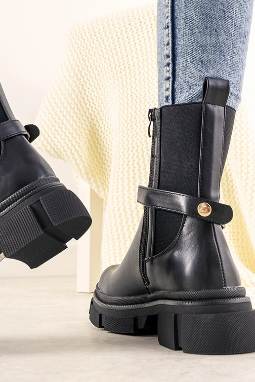 Mustad Trinity Chain poolsaapad