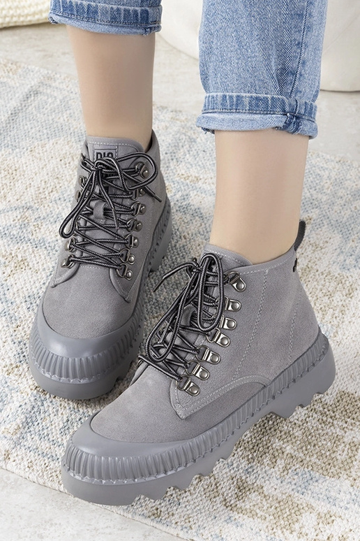 Hallid naiste sportlikud saapad, „Big...