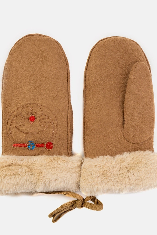 Kitty Brown lastekindad