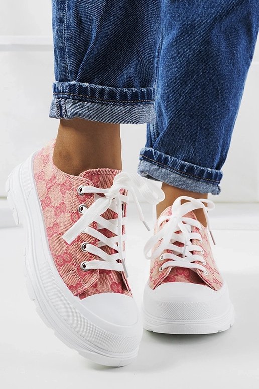 Roosad-beežid jalatsid, „Waters"