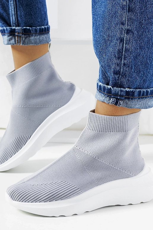 Jenniferi hallid kõrged tossud Jenniferi hallid kõrged tossud