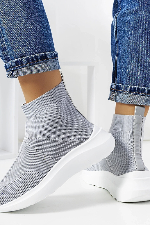 Jenniferi hallid kõrged tossud Jenniferi hallid kõrged tossud