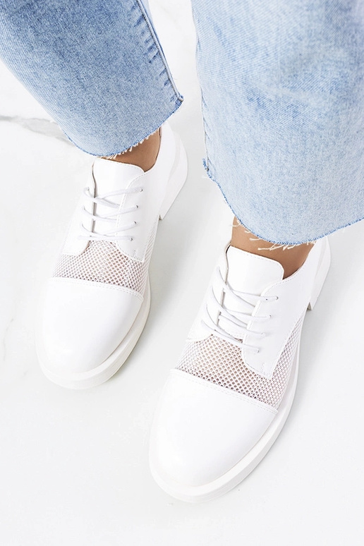 Valged naiste poolsaapad, „Huard"