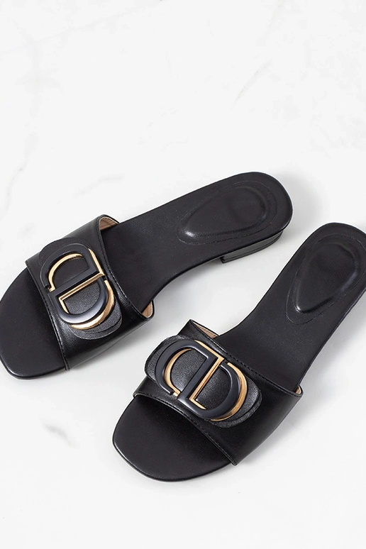 Mustad sussid madalal kontsal,...