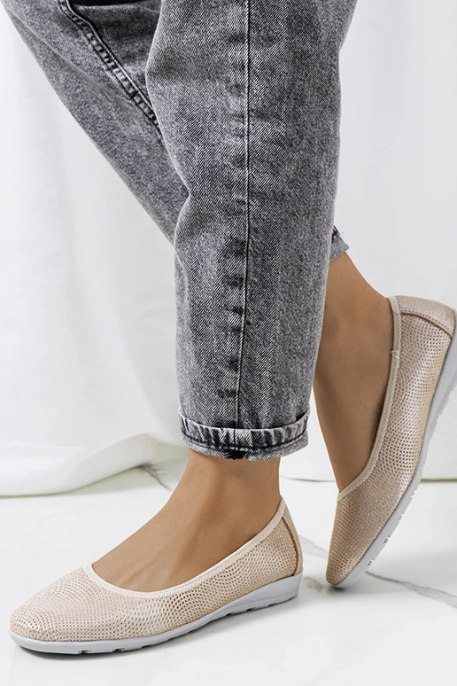 Elmas Beežid Nahast Balletikorterid