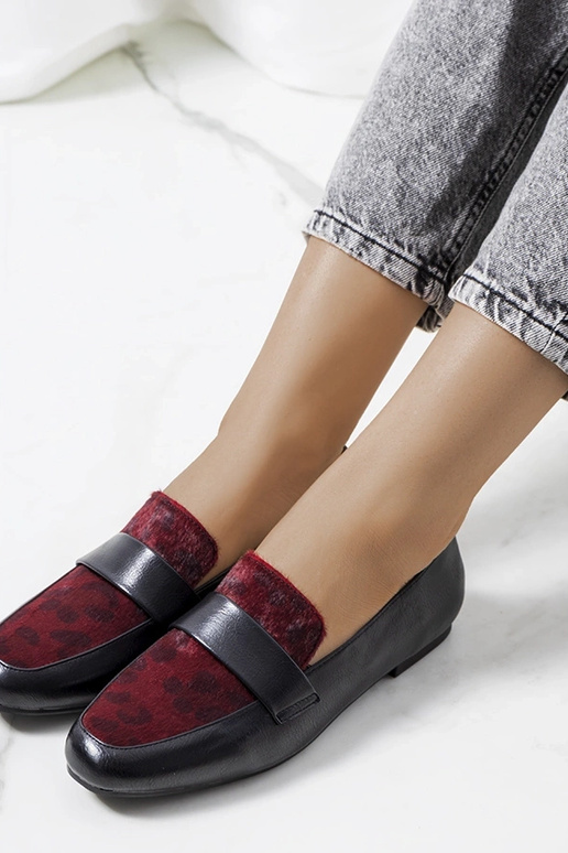 Mustad ja bordoopunased Kolk naiste...