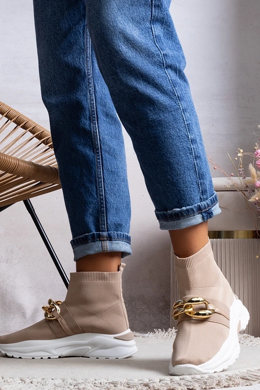 Taryn Browni ketiga tossud Taryn Browni ketiga tossud