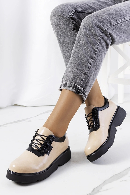 Kreemi värvi poolsaapad, „Parram"