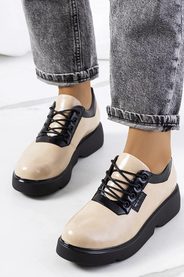 Kreemi värvi poolsaapad,... 2