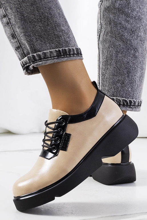 Kreemi värvi poolsaapad, „Parram"