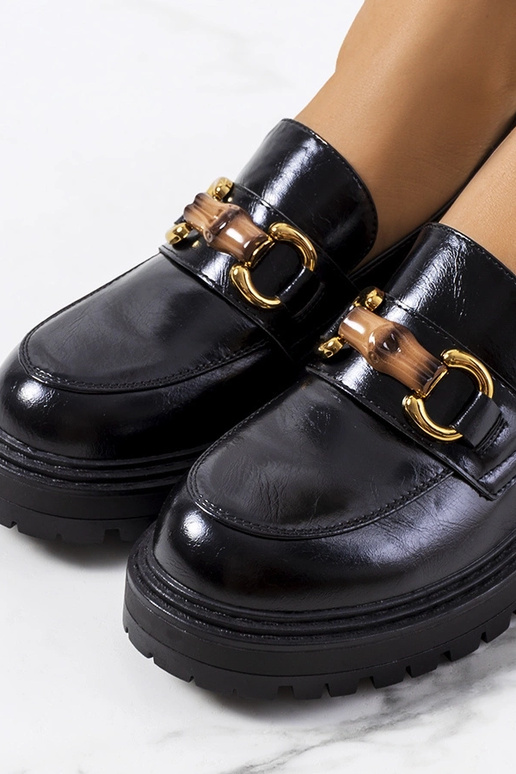 Musta mokasiinid, „Kemze"