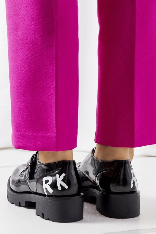 Mustad objektiivi kingad Mustad objektiivi kingad