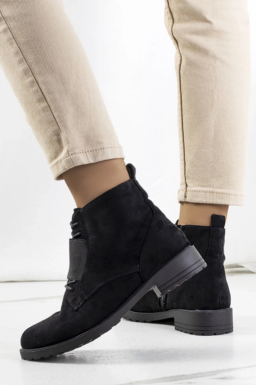 Mustad Manoella poolsaapad