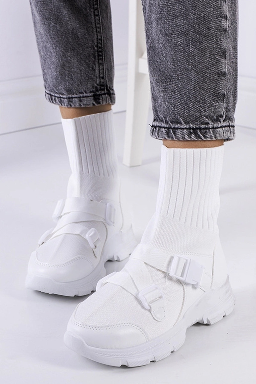 White Saker tossud White Saker tossud