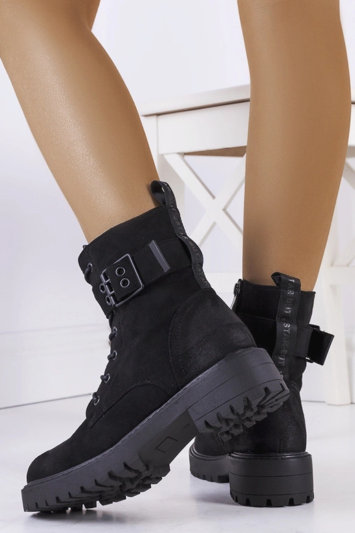 Mustad Tarrin nöörsaapad naiste...