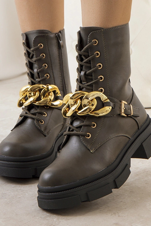 Rohelised Iverseni ketiga matkasaapad