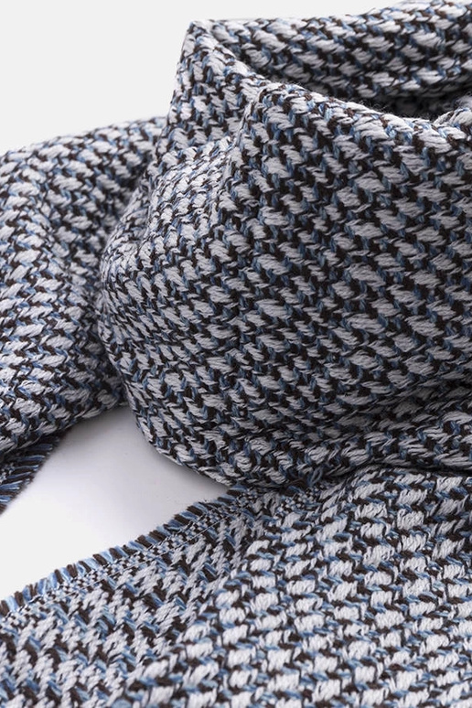 Sinine-valge sall, „Aria"