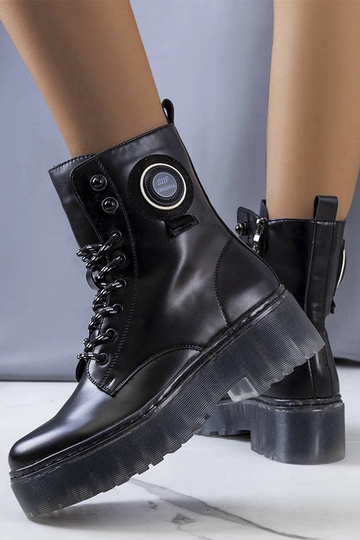 Mustad naiste Laureano... 2