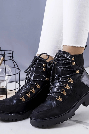 Mustad isoleeritud... 2