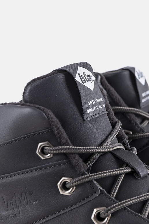 Musta talve matkasobivad saapad,...