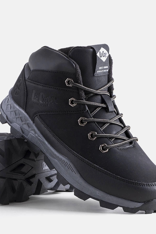 Musta talve matkasobivad saapad,...