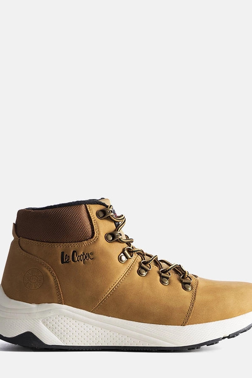 Pruunid isolatsiooniga saapad...