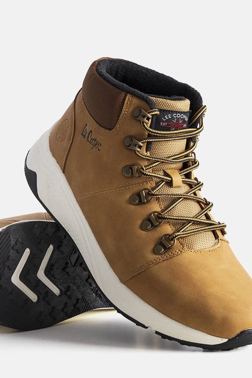 Pruunid isolatsiooniga saapad...