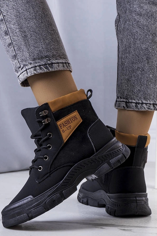 Mustad isolatsiooniga Fordel saapad