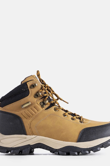 Pruunid talvised meeste...