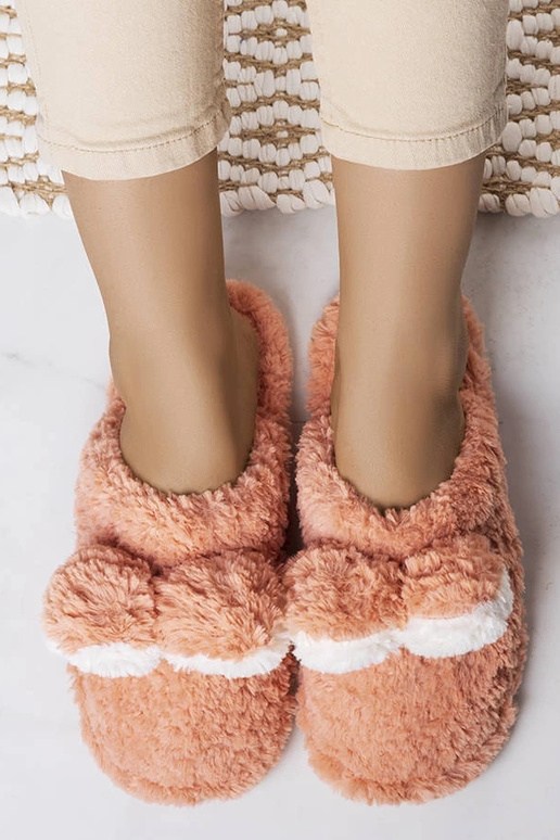 Jänese tumeroosad pehmed sussid