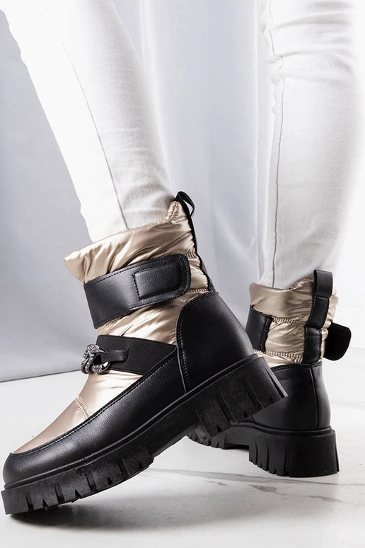 Ephraim kuldketiga lumesaapad