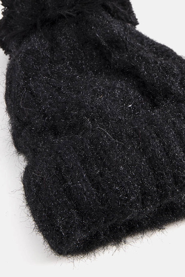 Karloti Must Pompom Müts 2
