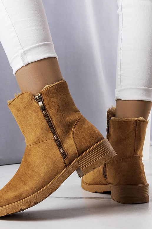 Pruunid isoleeritud saapad Salona