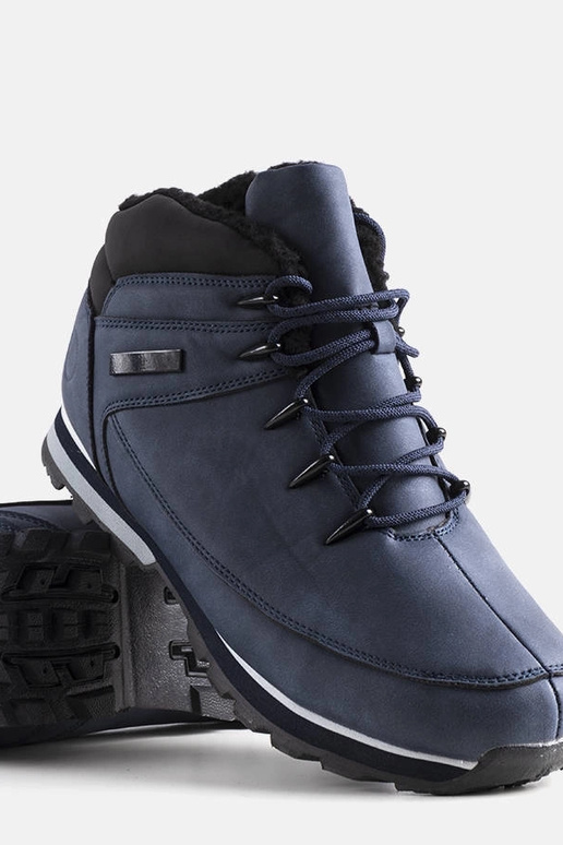 Tumedalt sinised talve matkajalanõud,...