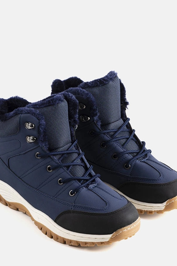 Meresinine isolatsiooniga... 2