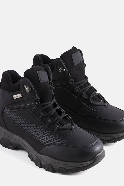 Mustad isoleeritud Jaxx saapad