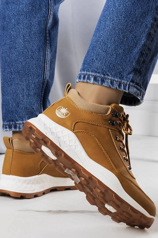 Pruunid isolatsiooniga Durani naiste...