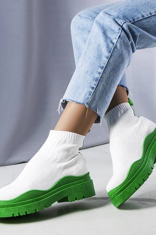 Valged saapad rohelise platvormiga,...