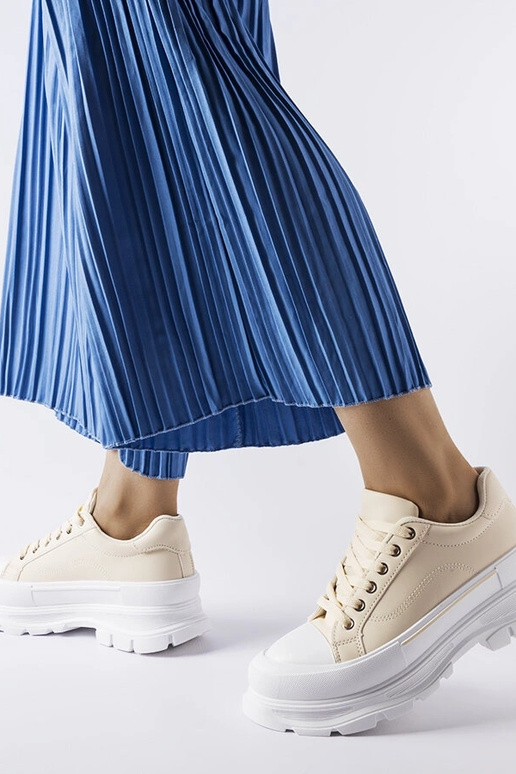 Beežid kõrge platvormiga tossud Kari Beežid kõrge platvormiga tossud Kari