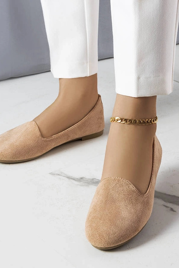 Kreemjad kunstsuede...