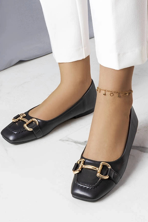 Mustad balletikorterid kuldse Irise...