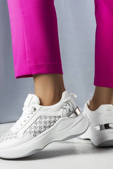 Margie monogrammiga valged...