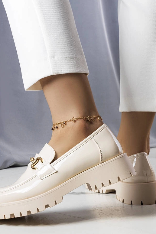 Beežid lakknahast Simard kingad