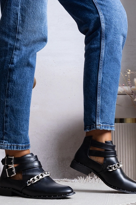 Mustad Ratté väljalõikega poolsaapad