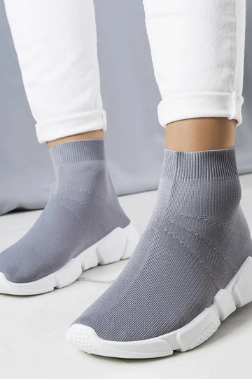 Hallid kõrged tossud William